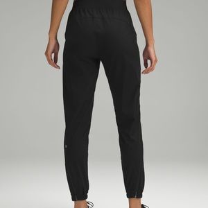 Lululemon adaptive state joggers in full length high rise